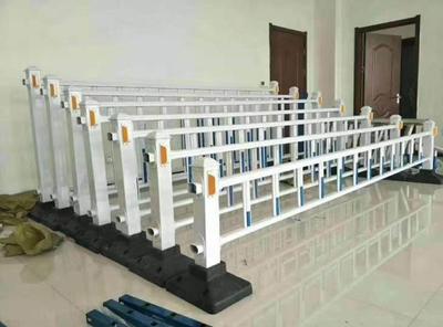 金属建材在安顺公路栏杆中的应用与材料科学研究进展